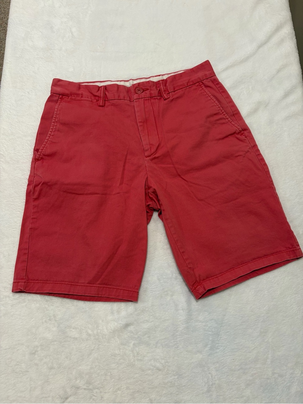 Old Navy Ultimate Slim Chino Shorts - Size 31